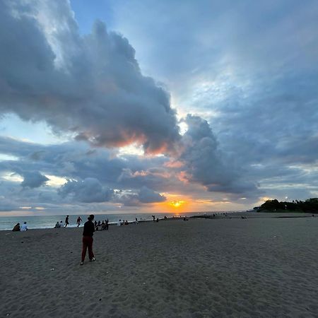 Umakayu Joglo Villa Canggu - Boutique Hotel Eksteriør bilde
